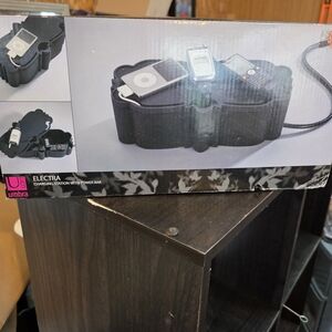 Umbra Electra Black Multi-Device Charging Station